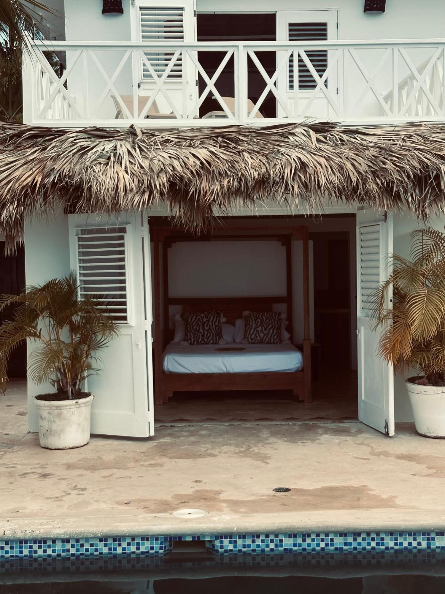 Villa Blanca Chambre D'Hotes Vue Sur Mer ลาสแตร์เรนาส ภายนอก รูปภาพ